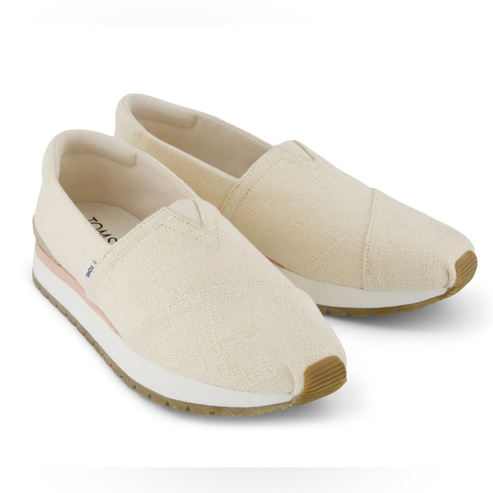 TOMS Resident Plus Shoes NWT - Picture 10 of 16